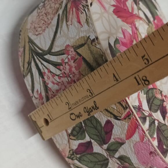 Time and Tru floral crossbody Riverdale Bag for womens over the shoulder bag NWT - Picture 6 of 9